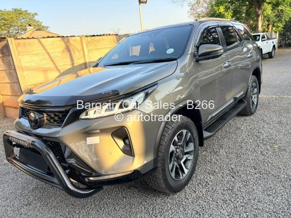 2024 - Toyota  Fortuner