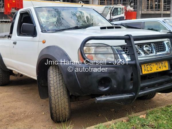 2018 - Nissan  NP300 Hardbody