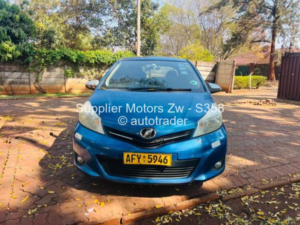 2014 - Toyota  Vitz
