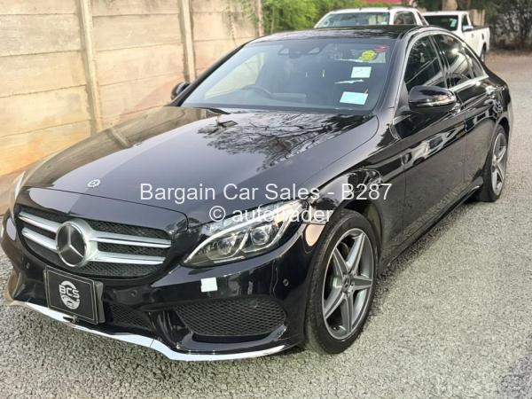 2017 - Mercedes Benz C-Class