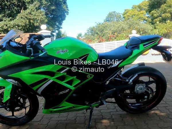 2014 Kawasaki ZX.300cc