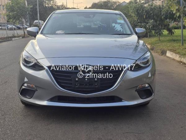 2016 Mazda  axela
