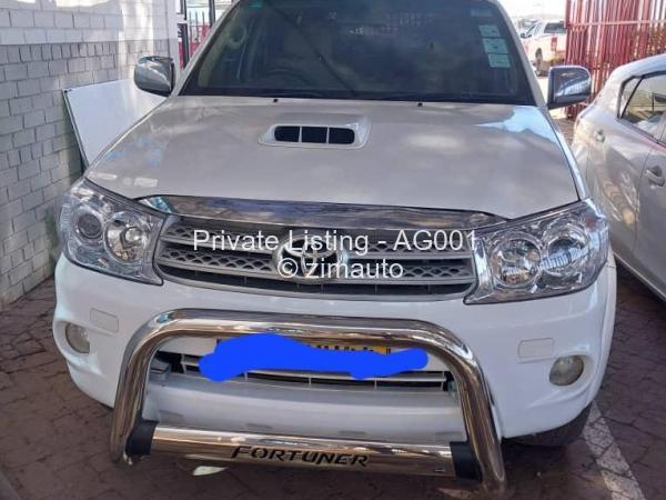 2009 - Toyota  Fortuner