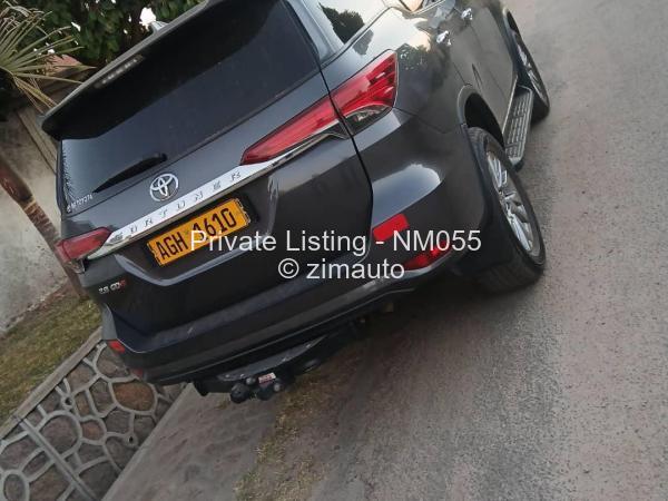 2023 - Toyota  Fortuner