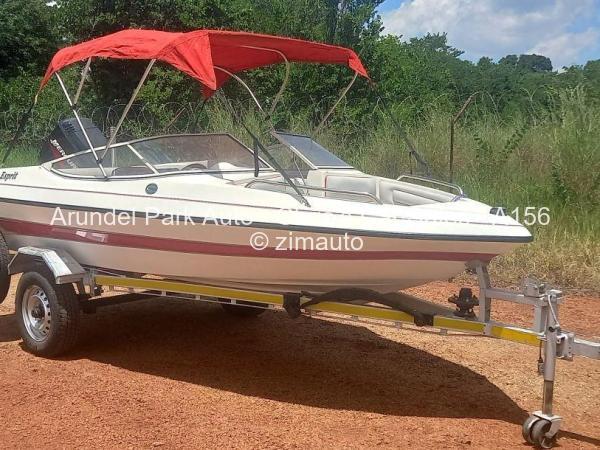 Raven Marine Esprit 18 Foot Hull with Mercury 125 Motor Esprit 18 Foot Hull with Mercury 125 Motor