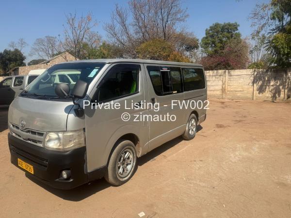 2013 Toyota  Hiace