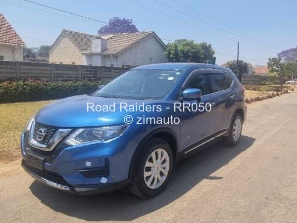 2019 - Nissan  Xtrail