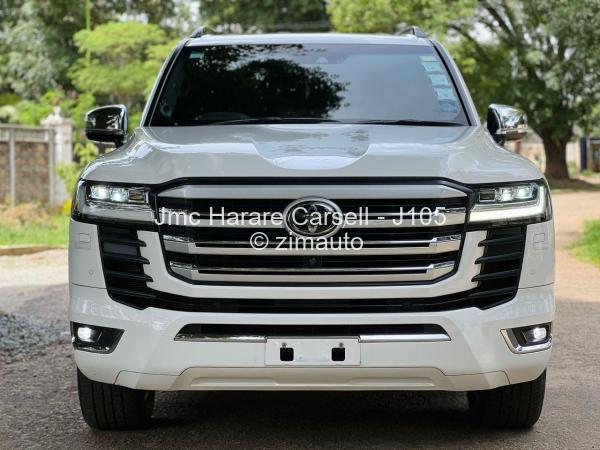 2023 - Toyota  Land Cruiser 300