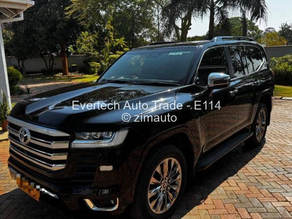 2022 Toyota  Land cruiser 300 VX-R