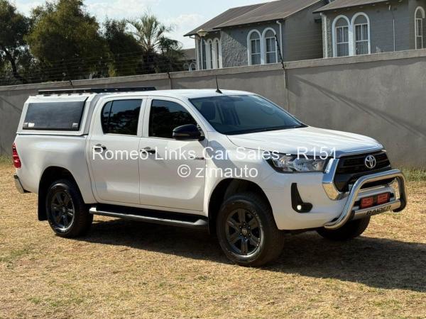 2021 Toyota  HILUX REVO