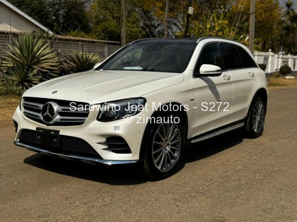2017 - Mercedes Benz GLC