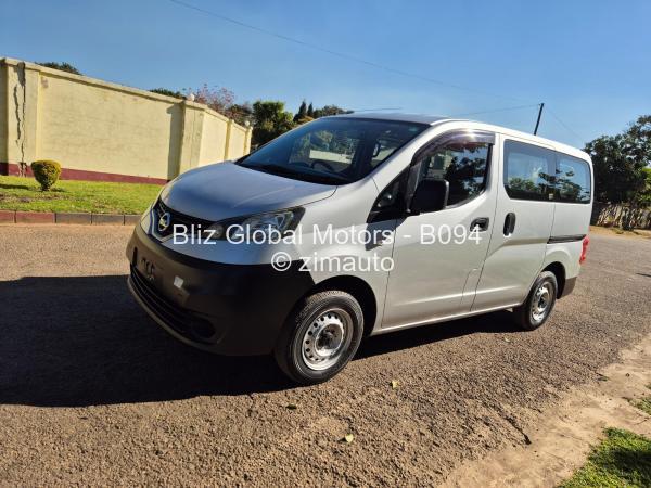2018 Nissan  NV200