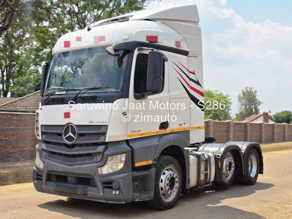 2015 Mercedes Benz ACTROS