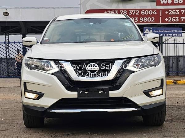 2017 - Nissan  Xtrail
