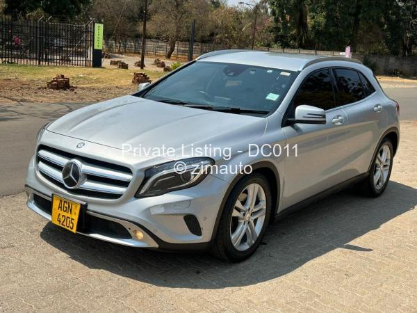 2018 - Mercedes Benz GLA