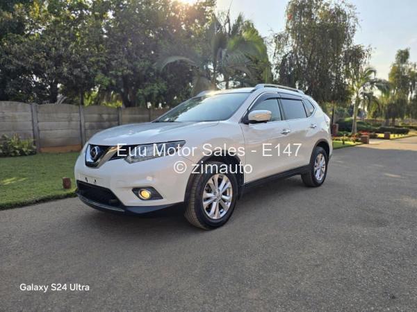 2016 - Nissan  X-Trail