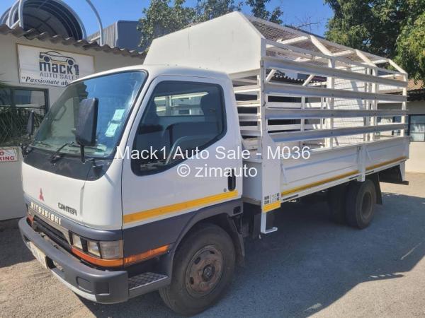 2005 Mitsubishi  Canta