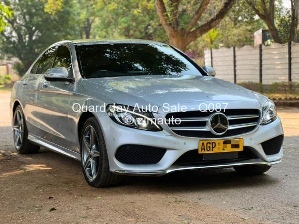 2015 - Mercedes Benz C200