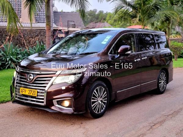 2014 Nissan  Elgrand