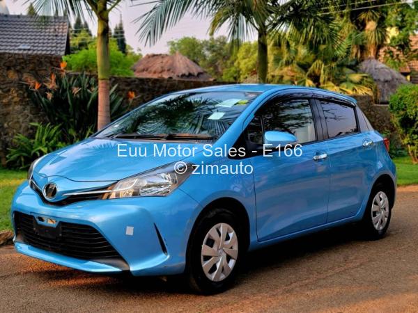 2016 Toyota  Vitz