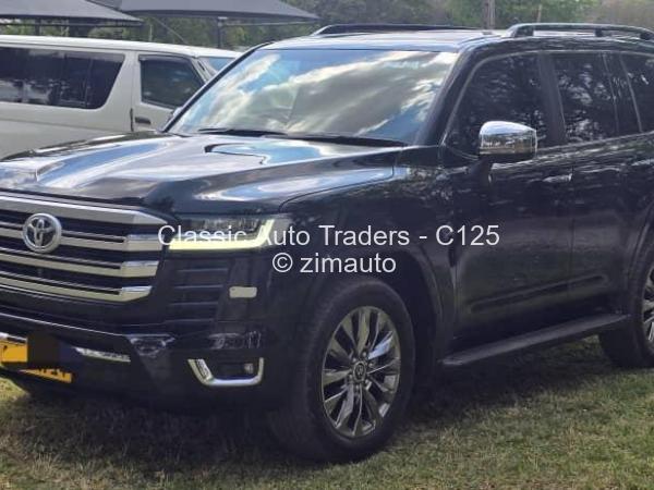 2022 Toyota  Land Cruiser 300