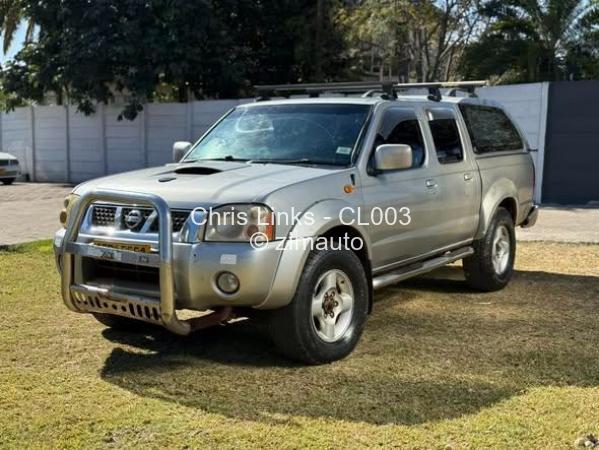 2005 Nissan  Navara