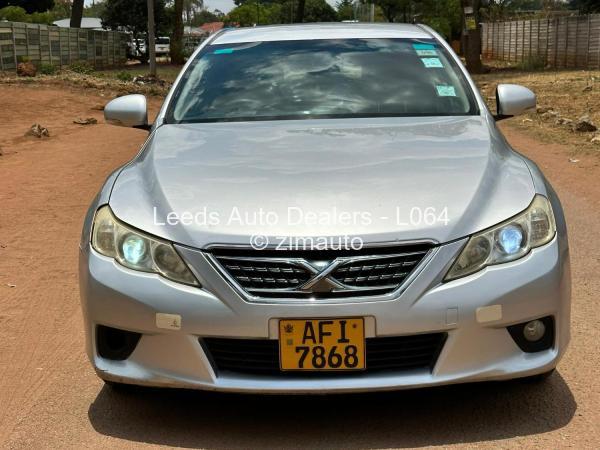 2010 Toyota  Mark X