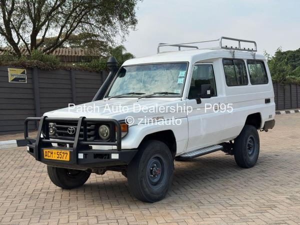 2003 Toyota  Land Cruiser 78