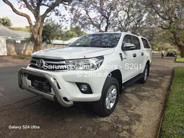 2017 Toyota  Hilux