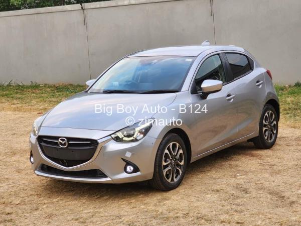 2016 Mazda  Demio