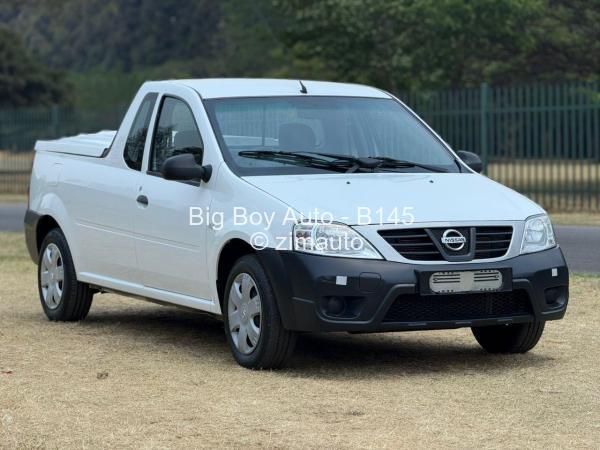 2018 Nissan  NP200