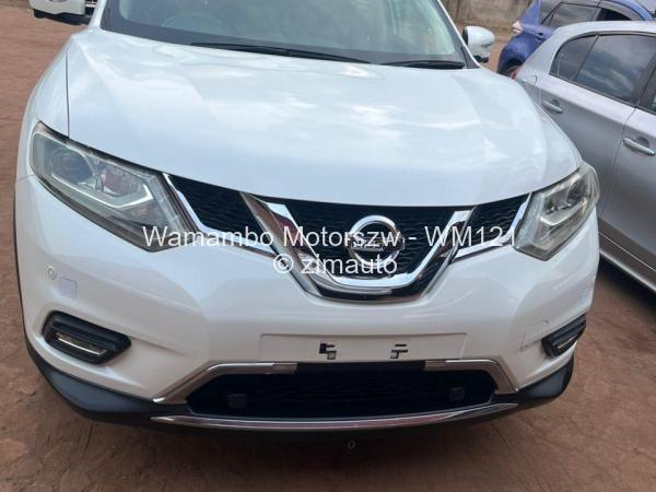 2016 Nissan  X-Trail