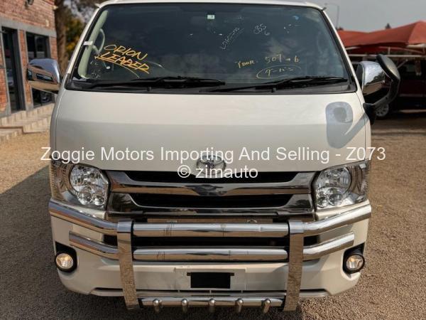 2016 - Toyota  Quantum