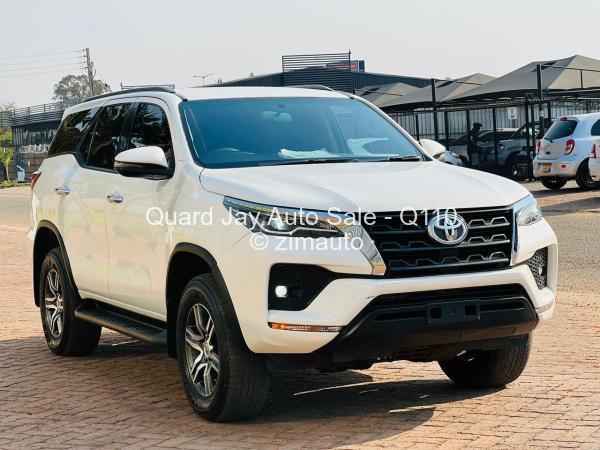 2021 Toyota  Fortuner