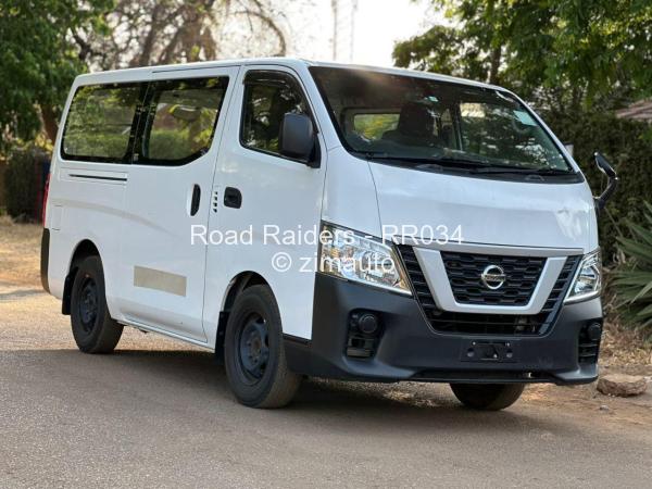 2017 Nissan  NV350