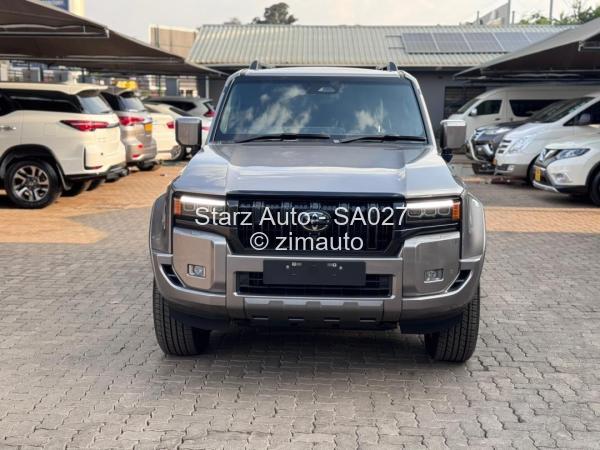 2025 Toyota  Land Cruiser Prado