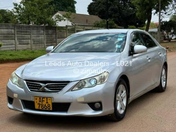 2011 Toyota  Mark X