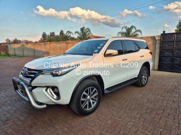 2018 Toyota  Fortuner