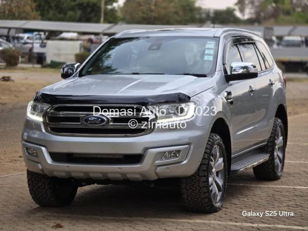2017 Ford  Everest