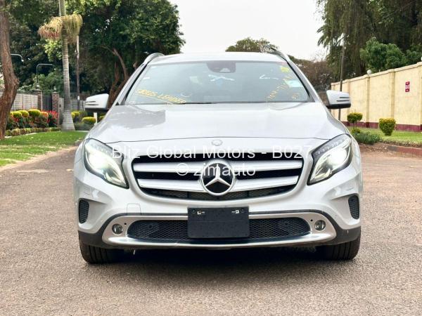 2016 - Mercedes Benz GLA