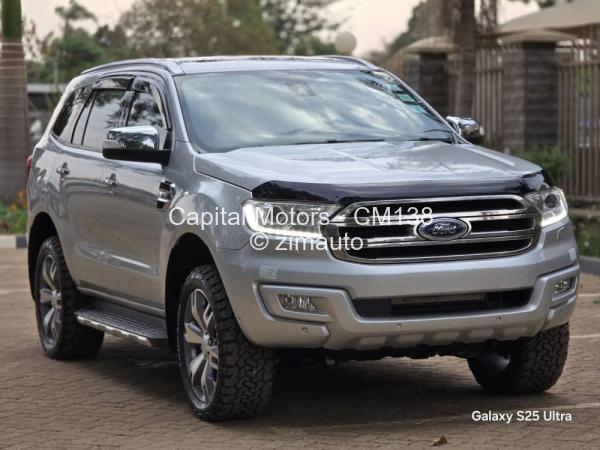 2017 Ford  Everest