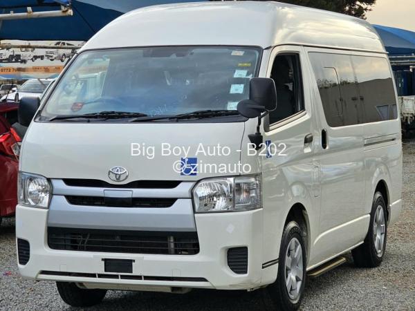 2019 Toyota  Hiace