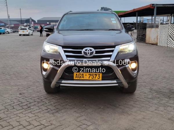 2017 Toyota  Fortuner