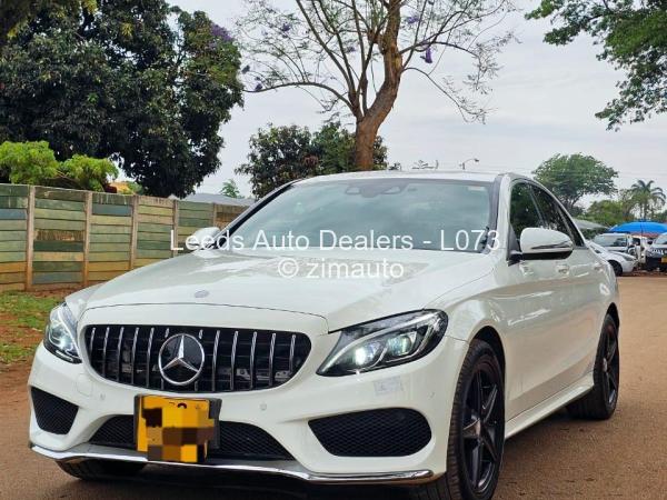 2017 - Mercedes Benz C-Class