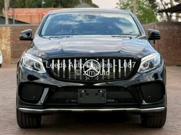 2018 - Mercedes Benz GLE 350