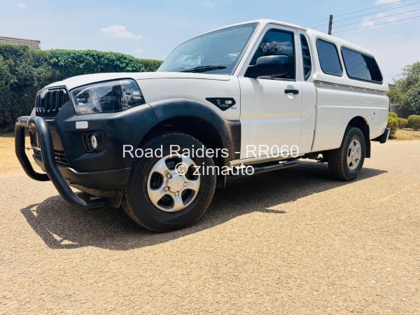 2025 Mahindra mHawak