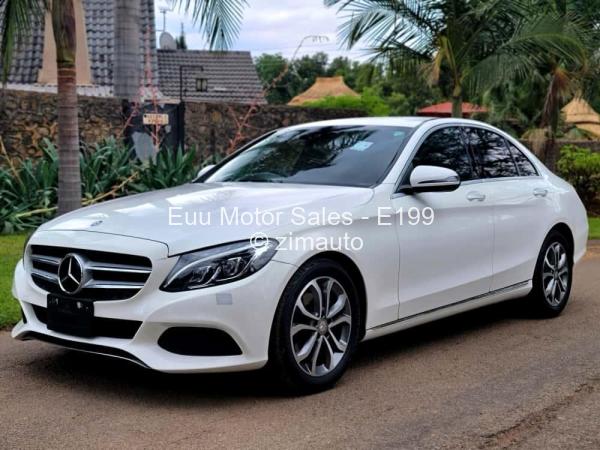 2016 - Mercedes Benz C200