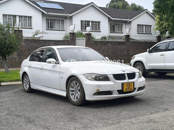 2006 BMW 320i