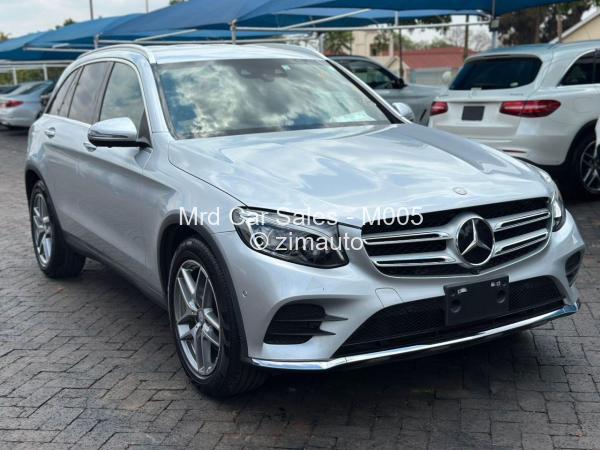 2016 - Mercedes Benz GLC