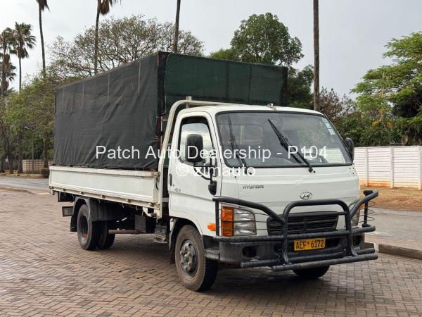 2011 Hyundai  HD 72